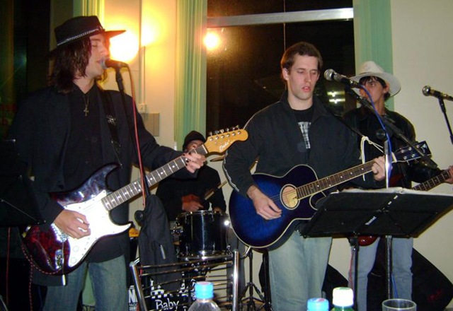 [DSC03596_800x600[3].jpg]