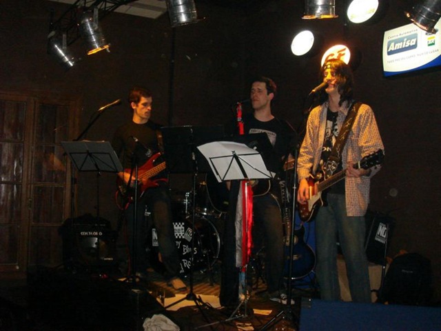 [DSC04498_800x600[3].jpg]