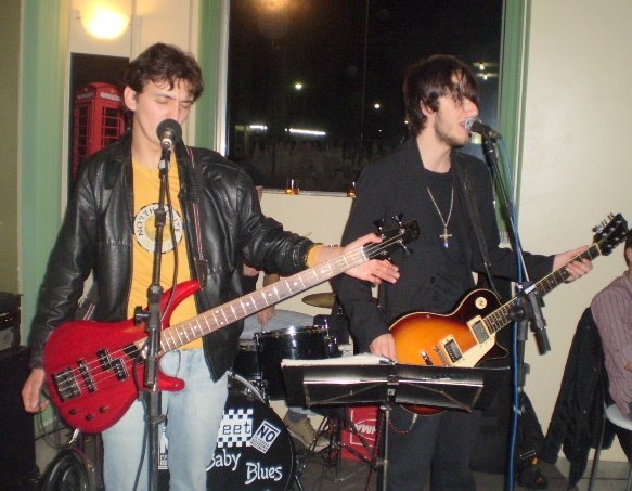 [ATgAAABrfMi7MbLnus3rNBLEW5JVaJdzcK41SqyJF-g5SgmcOkK8r7SuUXu51JNr3E6Poes4Dfa9C7IPEOA0O6FmLVz3AJtU9VAAEyhlmJ6_nlNHxiBE6TrVCz5UVg[4].jpg]