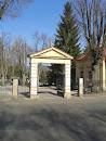 Cemetary Gate, Hřbitov Jablonec