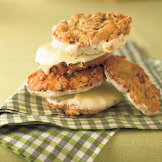 Crunchy Frostbite Cookies