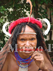 Autor:KARMELE CANDINA GUEREDIAGA Viaje:PAPUA TREK