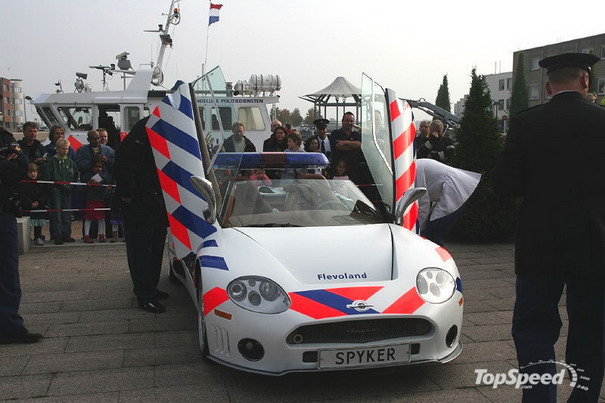 k ve Hzl Polis Arabalar Holland+Spyker+C8+Spyder+02