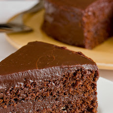 Southern-style Chocolate Cake with Chocolate Ganache Frosting