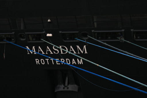 Holland America Line - De Maasdam