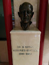 Busto De Álvarez Buylla