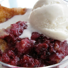Commissary Blackberry Cobbler