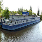 Botel Racek