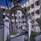 Donna Laura Palace