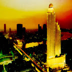 Lebua at State Tower (Riverview Suite Balcony)