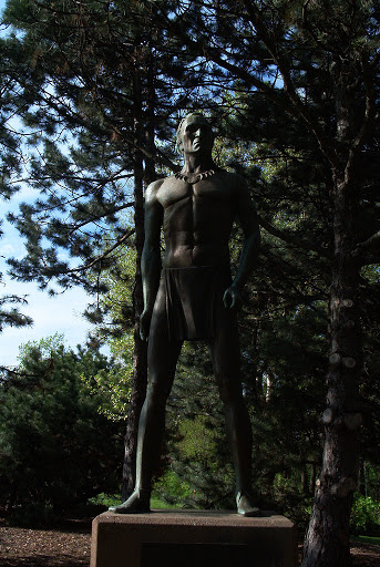 Statue of Mishikinaakwa