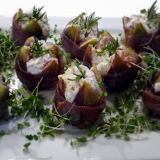 Stuffed Figs with Goat Cheese and Prosciutto