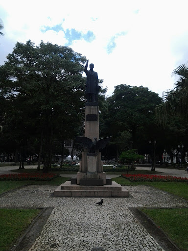 Estatua de Bronze