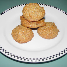 Almond Pistachio Macaroons (The Food Processor Method)