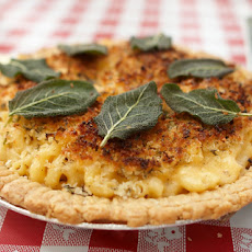 Stuffed Macaroni and Cheese Pie with Herbed Topping