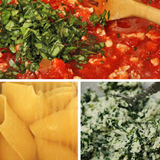 Spinach Stuffed Shells with Meat Sauce