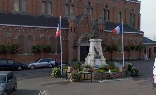 Wavrin - Monument Aux Morts