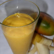 Caribbean Banana Mango Smoothie