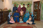 whole family except huda..hehe