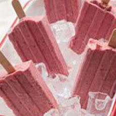 Strawberries n Cream Pie Ice Pops