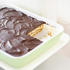 Easy Peanut Butter and Chocolate Eclair Dessert