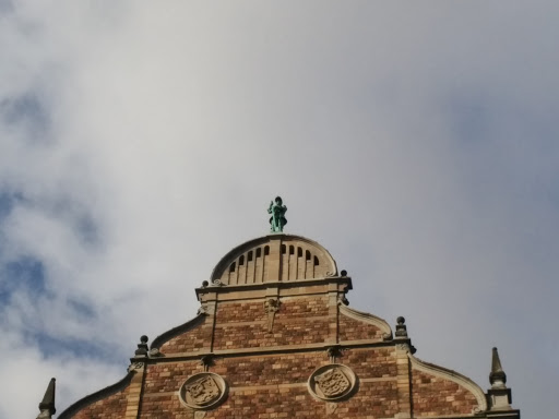 Statue on the Roof