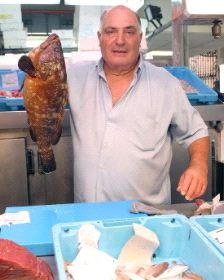 [017D4LORP1_1 pescador[2].jpg]