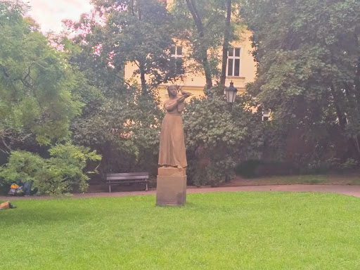Leť ! (socha v parku)