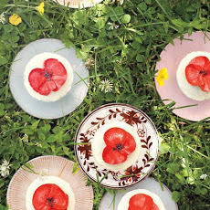 Vanilla-Buttercream Frosting and Poppies