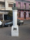 Busto De Arturo Illia