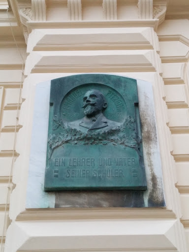 Emanuel Fitzca Denkmal