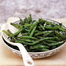 Green Beans with Tapenade Dressing
