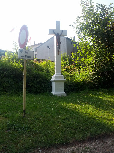 Croix rue des Dames