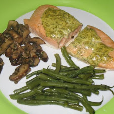 Baked Salmon With Dill Mustard Sauce