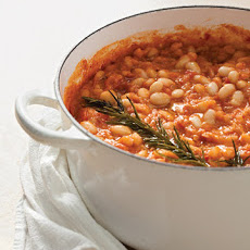 Stewed White Beans with Tomatoes and Rosemary