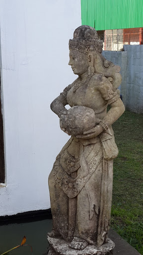  Ancient Indian Lady