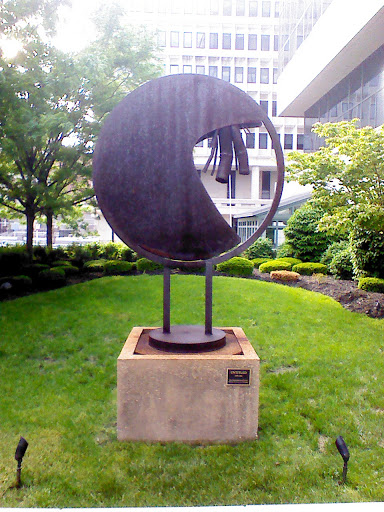 Round Sculpture 1979-1980