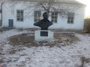 Памятник Коренову