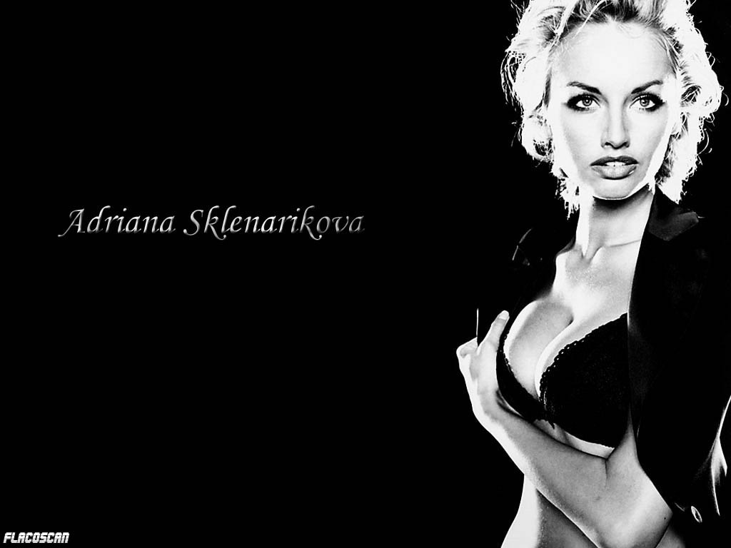 [adriana_sklenarikova_72.jpg]