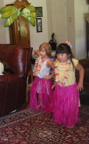 [2008_0927partiesgraduation0039[2].jpg]