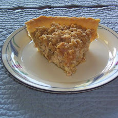 Low-Fat Sour Cream Rhubarb Pie