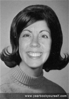 [SusannesYearbookPhoto1968[5].jpg]