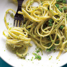 Pea and Parsley Pesto with Linguine