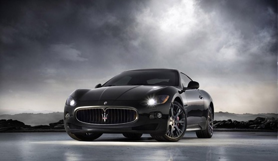 0 08-Maserati_GranTurismo_S_02