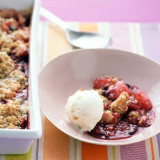 Pear-and-Berry Crisp