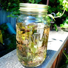 Earth's Herbal Sun Tea