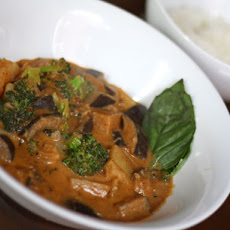 Massaman Curry with Eggplant and Broccoli