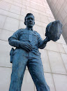 Police Officer Memorial Statue