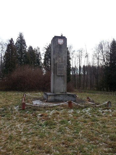 Poległym W Walce Z Faszyzmem - Monument