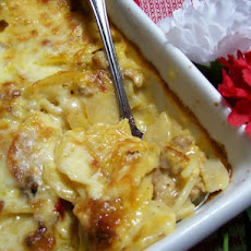 Sausage Pizza Style Scalloped Potatoes